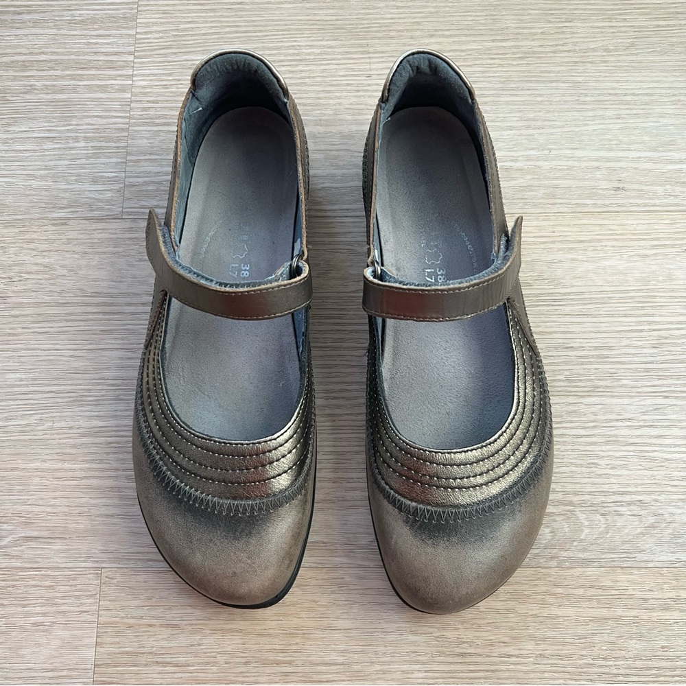 Naot Distressed Metallic Kirei Mary Jane Velcro Strap Comfort Shoes